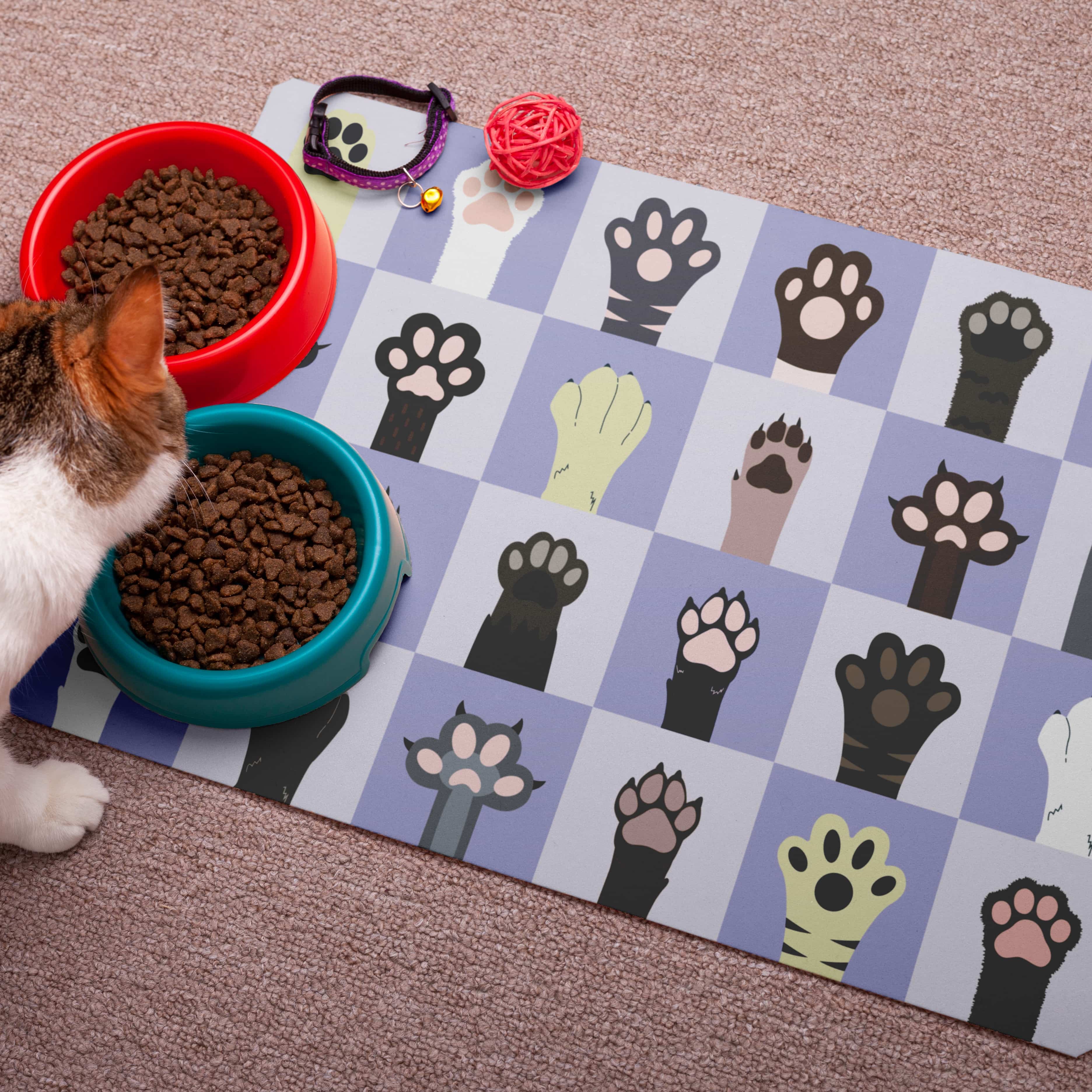 Checkerboard Paw Print Pet Food Mat
