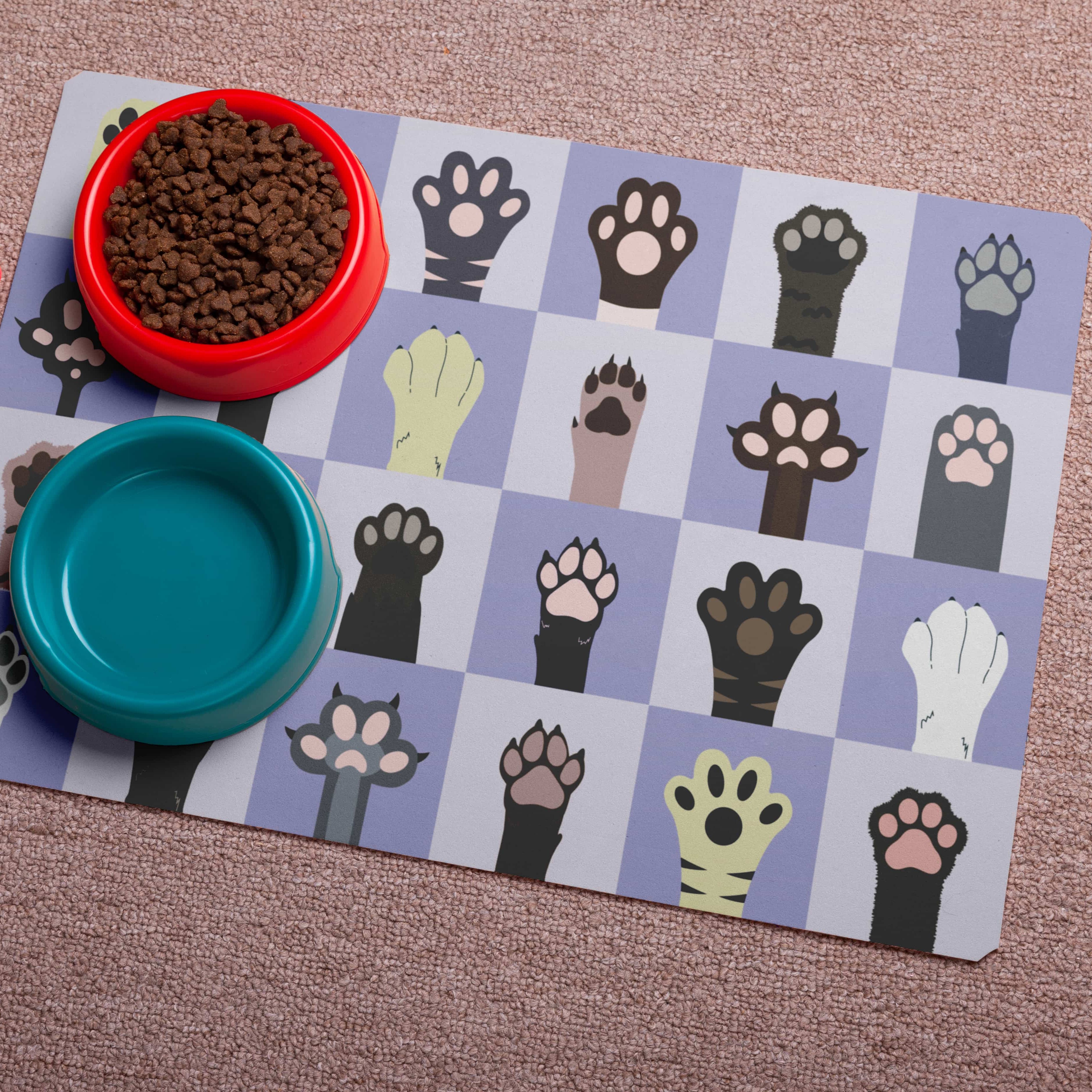 Checkerboard Paw Print Pet Food Mat